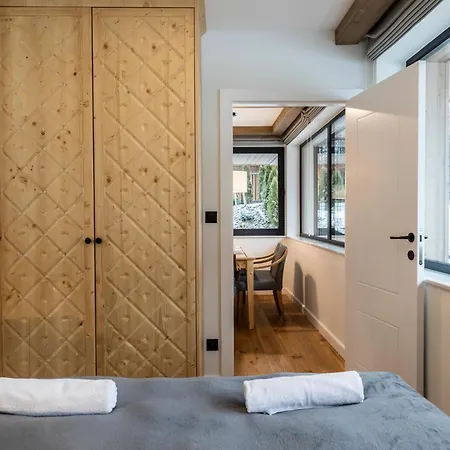 Male Zywczanskie Lux&spa Apartment