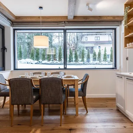 Male Zywczanskie Lux&spa Apartment